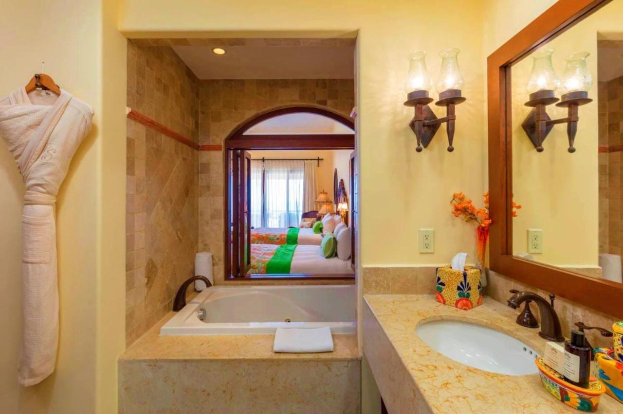 Relaxing 2 Bedroom Family Suite At Cabo San Lucas Exterior photo