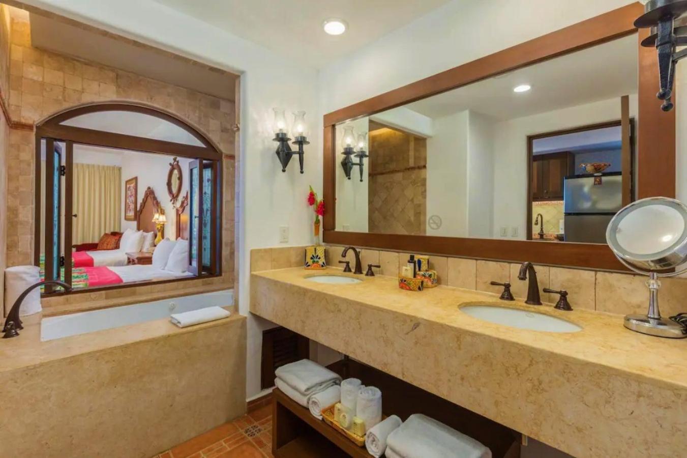 Relaxing 2 Bedroom Family Suite At Cabo San Lucas Exterior photo